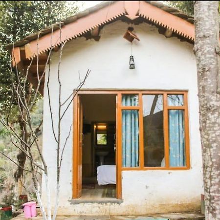 Apple Garden Cottages And Restaurant Dhanaulti Esterno foto