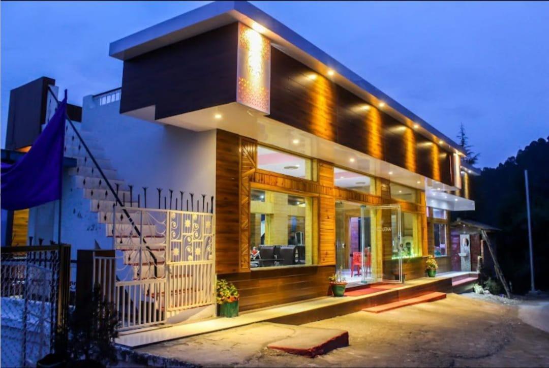 Apple Garden Cottages And Restaurant Dhanaulti Esterno foto